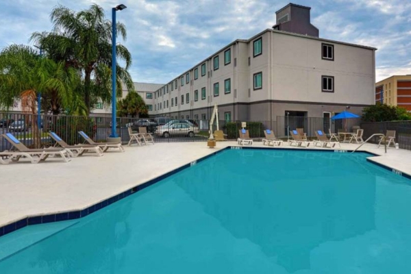 Motel 6 Orlando, FL - International Dr