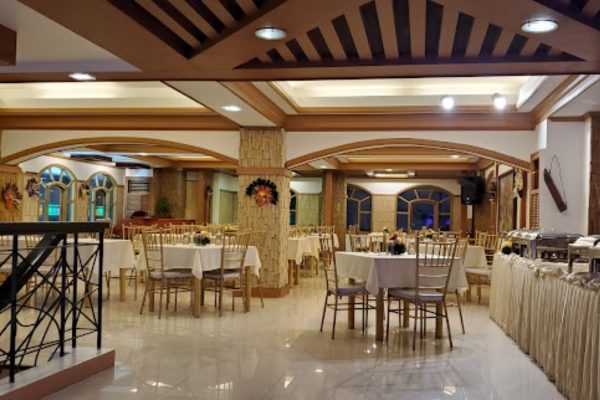 The Singing Cooks and Waiters