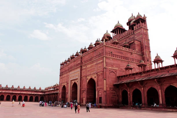 Masjid Near Me