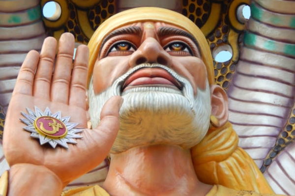 Shirdi Sai Baba Temple Maharashtra