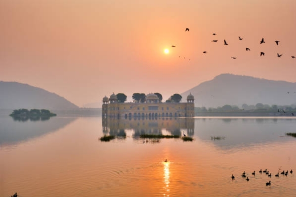 Maan Sagar Lake